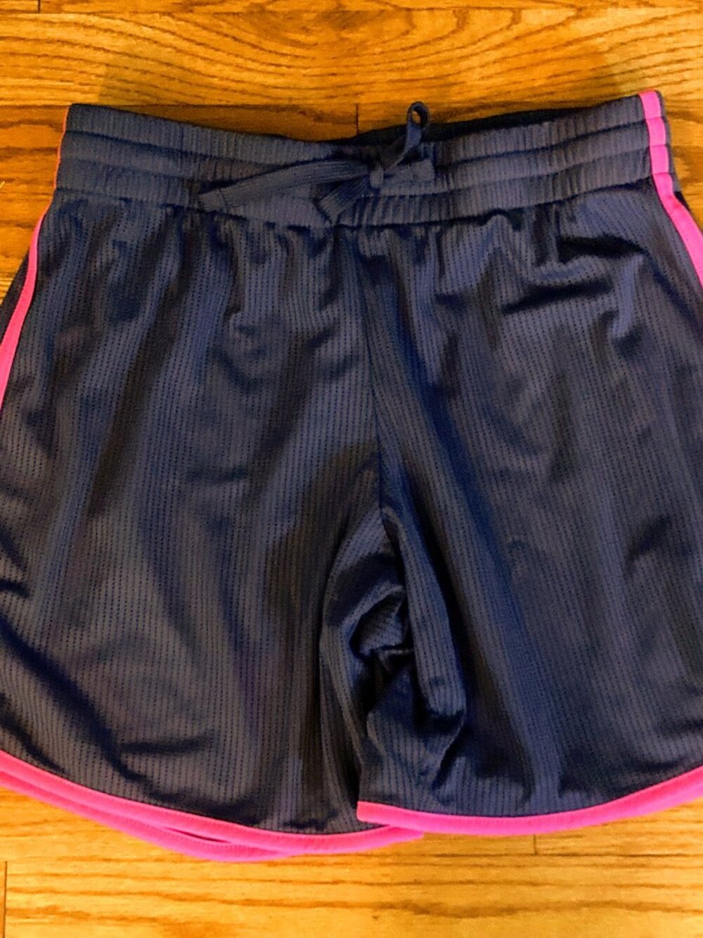 ATHLETIC WORKS Women's Comfortable Dark Gray Mesh Athletic Shorts ~ Sz M